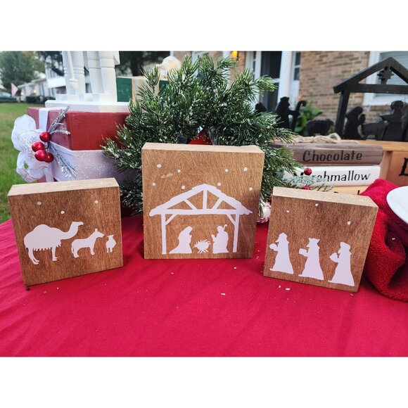 Nativity Scene Wooden Block Set - Picture 1 of 2